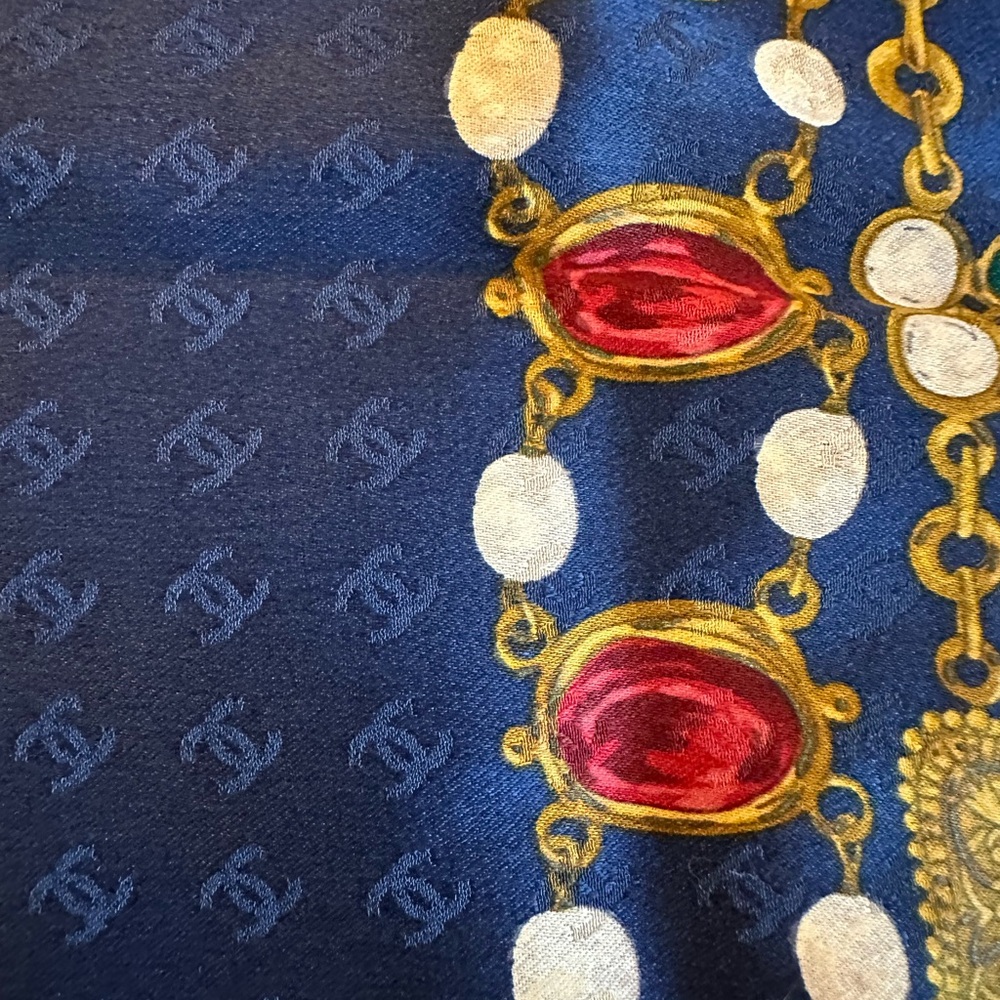 CHANEL Silk Chain Color Stone Scarf Navy Blue CC Coco Mark Logos COA w/ Box - Picture 9 of 14